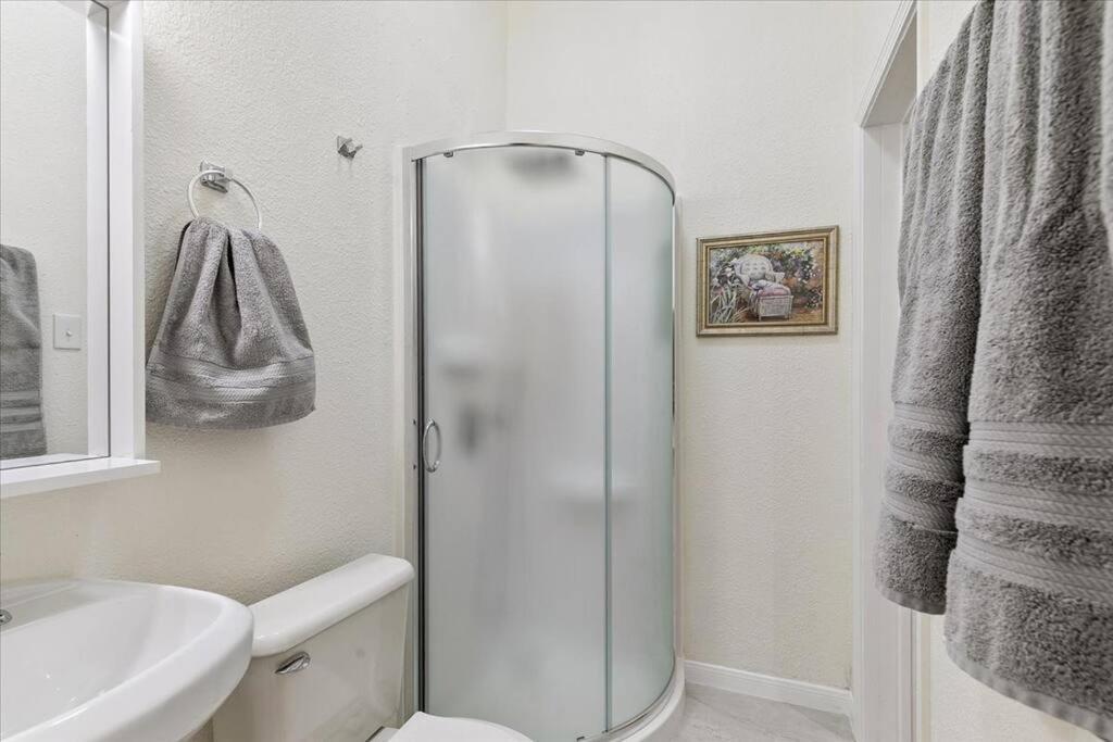 Lucky House - Tranquility In The Middle Of Houston - Tv In Every Room - 300 M2 Εξωτερικό φωτογραφία