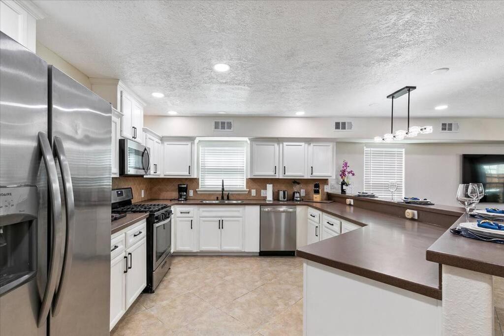 Lucky House - Tranquility In The Middle Of Houston - Tv In Every Room - 300 M2 Εξωτερικό φωτογραφία